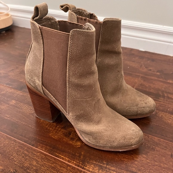 Kate & Mel booties - Picture 2 of 4